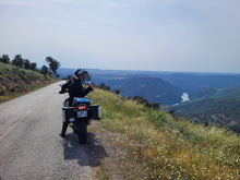 Load image into Gallery viewer, Bespoke Tour for Wine and History lovers!