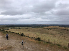 Load image into Gallery viewer, Bespoke Tour for Wine and History lovers!