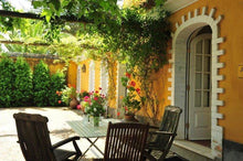 Load image into Gallery viewer, Lisbon wine country